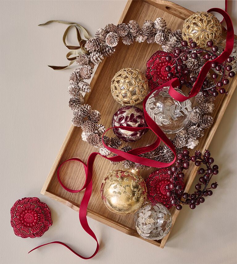 Shop Christmas Decorations at Illums Bolighus