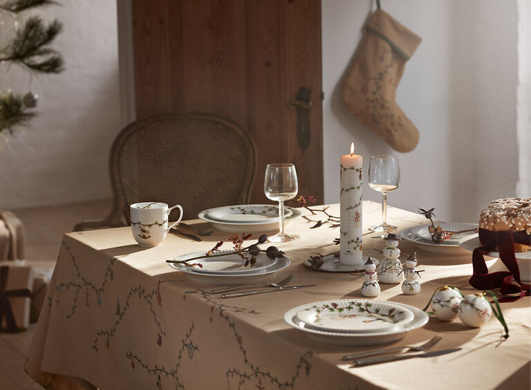 Set the Christmas Table