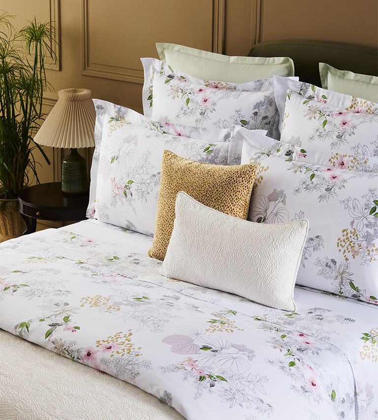 Shop Yves Delorme at Illums Bolighus