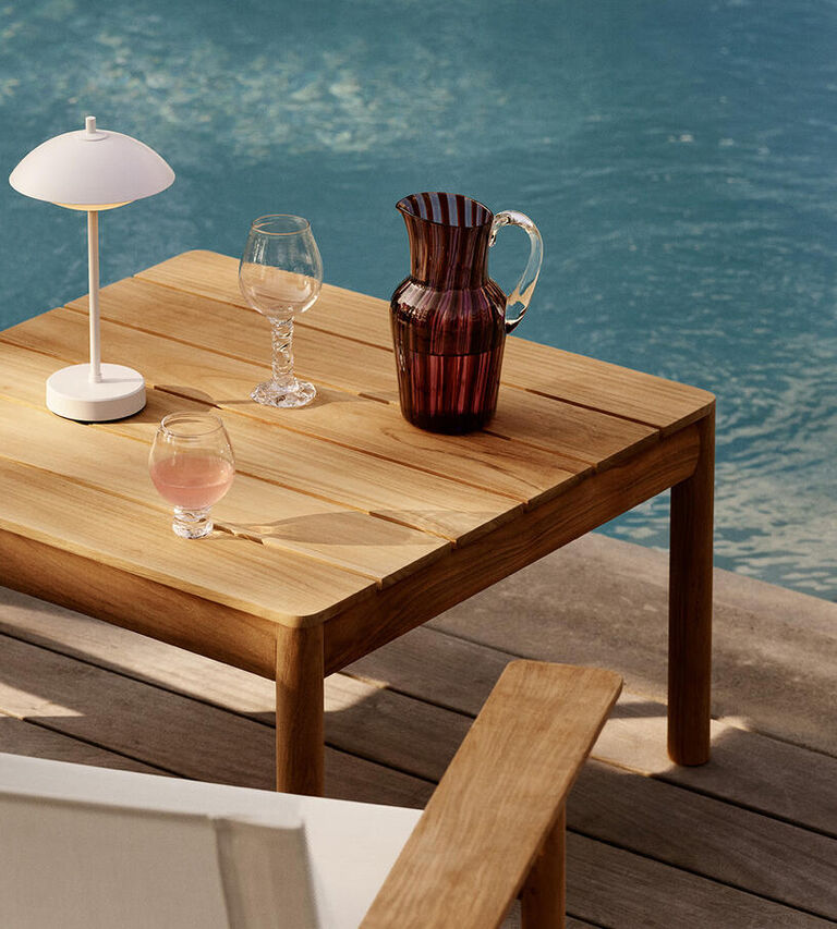 Shop outdoor tables at Illums Boligshus