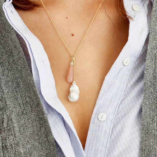 Fryd Barok Pearl Ear-Pendant, gold, Ro Copenhagen