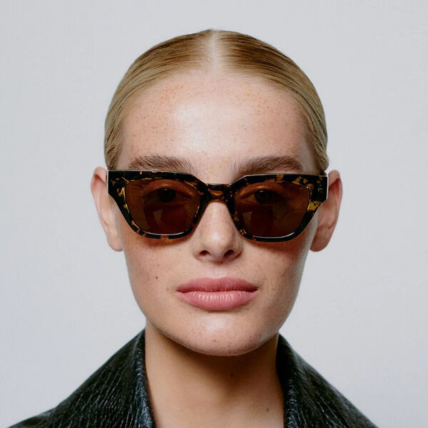 Kaws Sunglasses, black/yellow tortoise, A. KJÆRBEDE