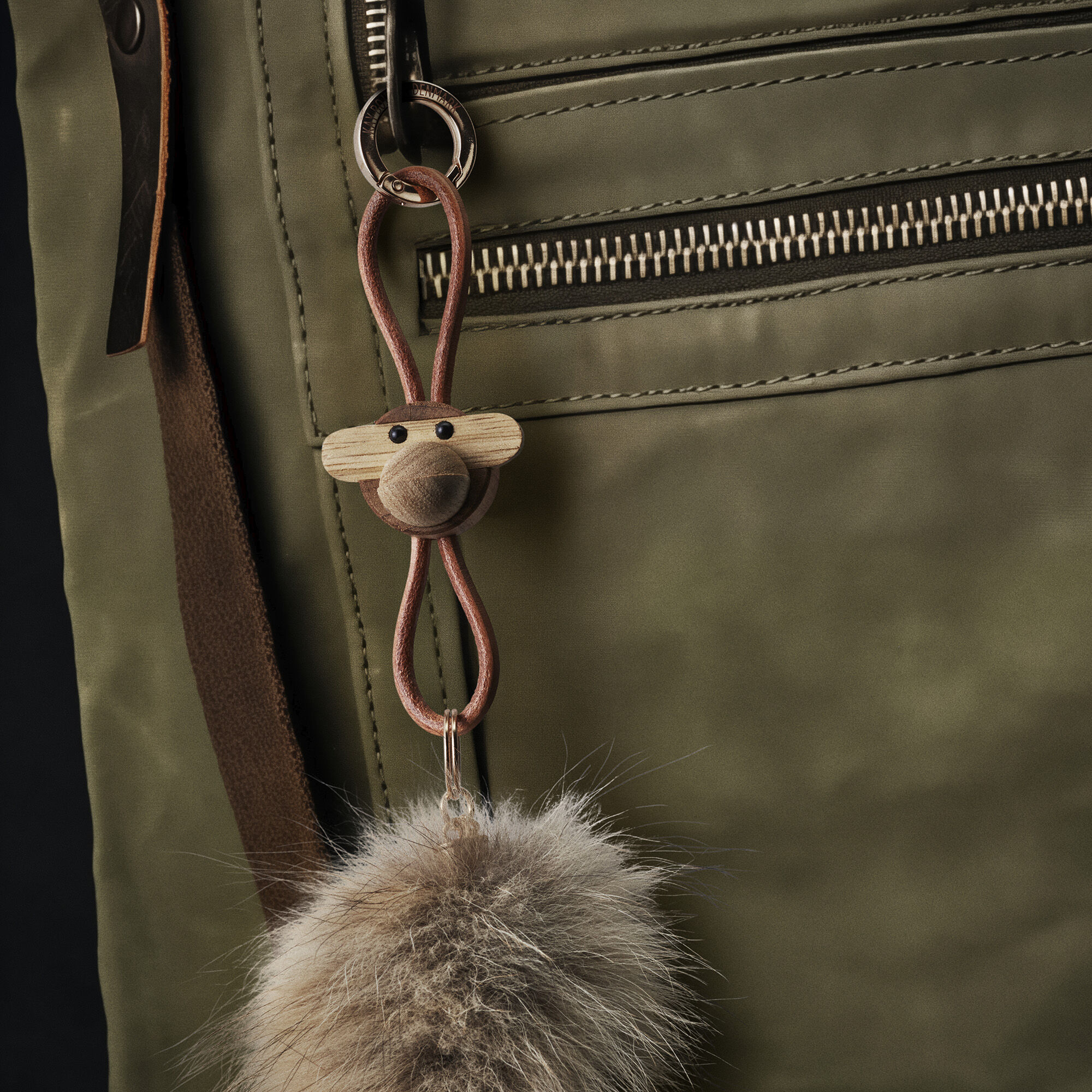 Monkey Keychain, gold
