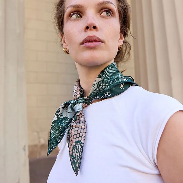 LACE&nbsp;Scarf, green, Bella Ballou