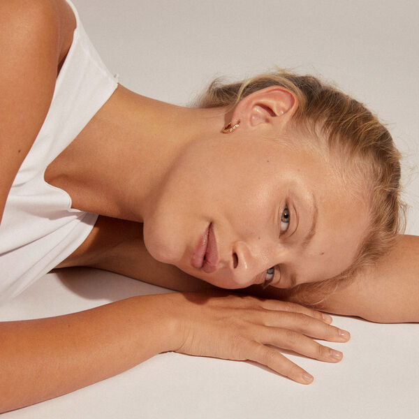 EDDY recycled organic shaped medium hoops, gold-plated, Pilgrim