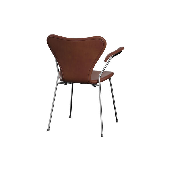 Series 7&trade; 3207 Fully Upholstered Chair, Grace Chestnut, Fritz Hansen