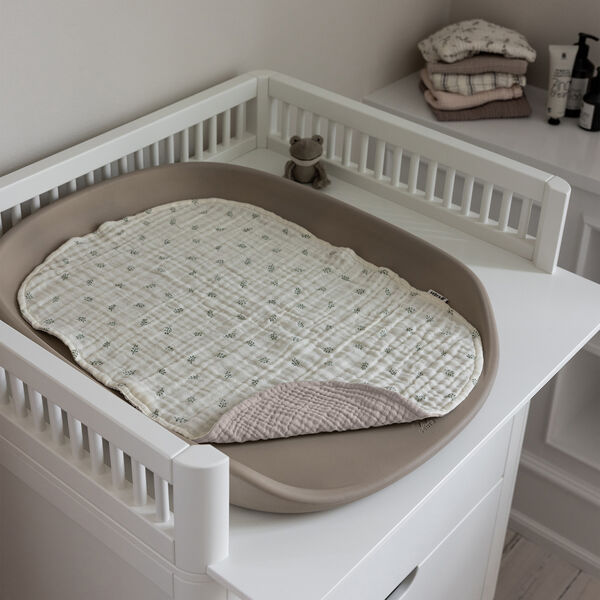 Nursing Towel Muslin, beige, Sebra