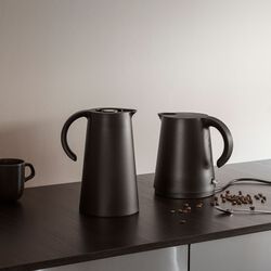 Rise Electric Kettle, black, Eva Solo