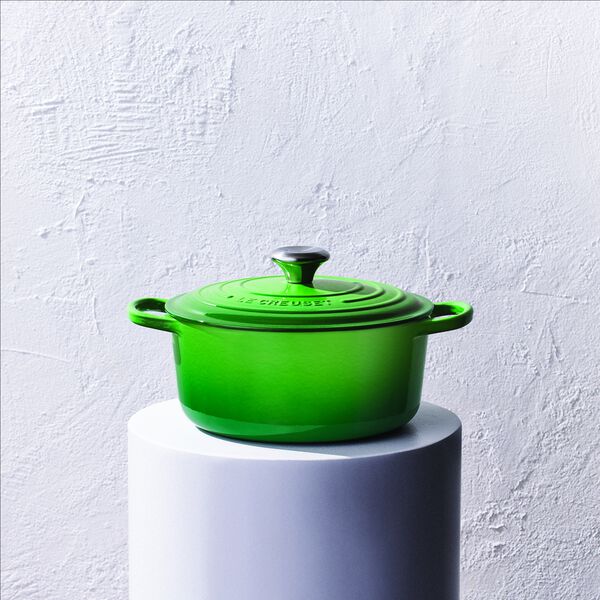 Signature round cast iron pot &Oslash; 24 cm, bamboo green, Le Creuset