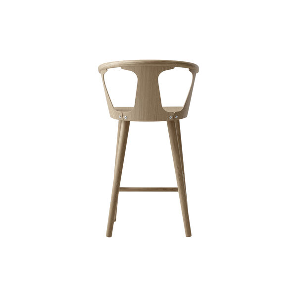 In Between SK7 Bar Stool, oak, &Tradition