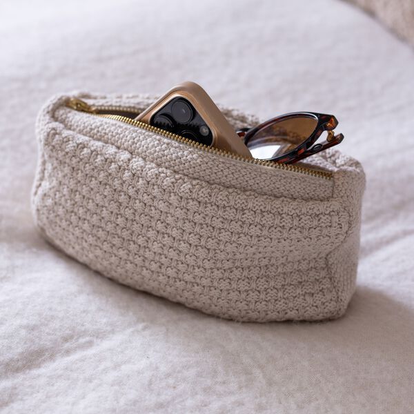 Knitted Clutch Petra, beige melange, By LOHN