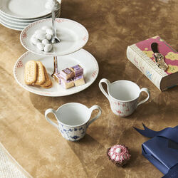 Coral Fluted Plain Blonde étagère, Royal Copenhagen