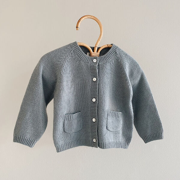 Bobbie Cardigan, dove, Lalaby