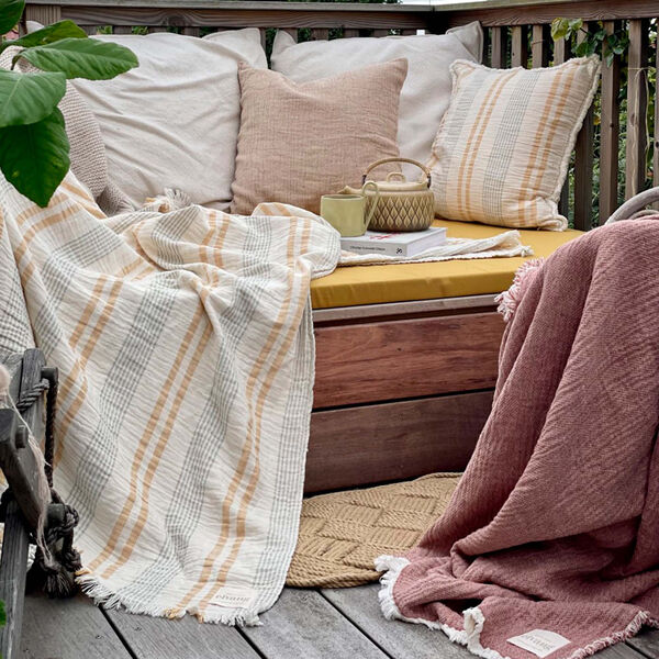 Thyme Throw, rusty red, ELVANG