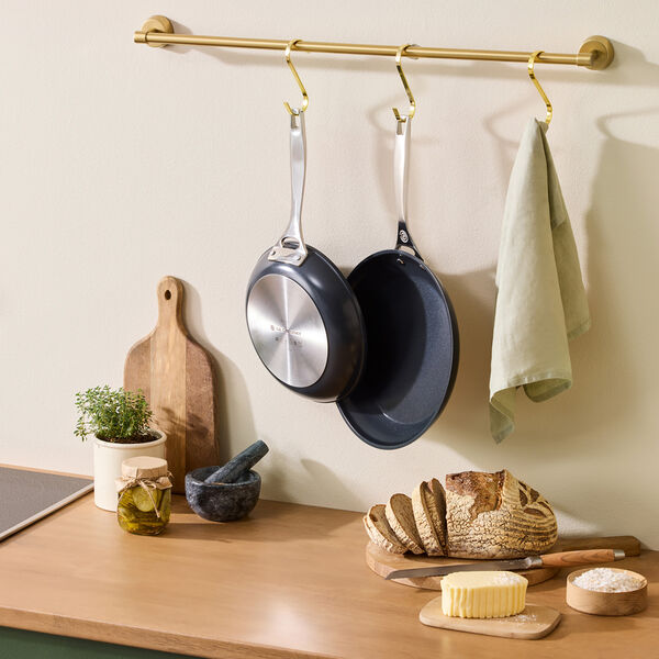 Ceramic Frying Pan set of 2, Le Creuset