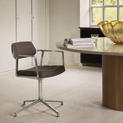 Vipp453 Swivel Chair with Castors, Havanna/aluminium, Vipp