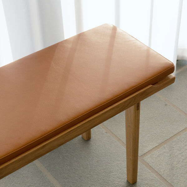 KA60 Bench, oiled oak/cognac KA60 Bench, oiled oak/cognac, Kath & Andersen