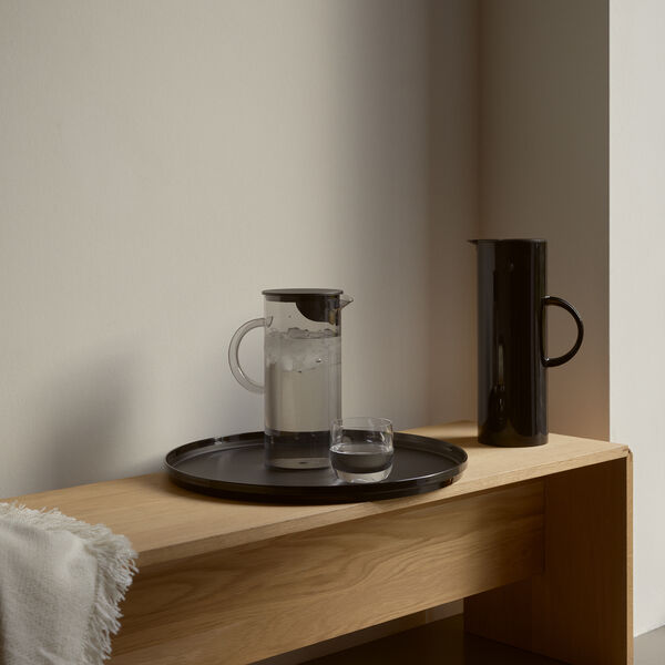 EM serving tray Ø 40, black EM serving tray Ø 40, black, Stelton