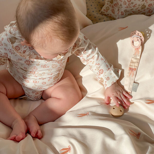 Embroidered Baby Bedding Set, bows, Cam Cam Copenhagen