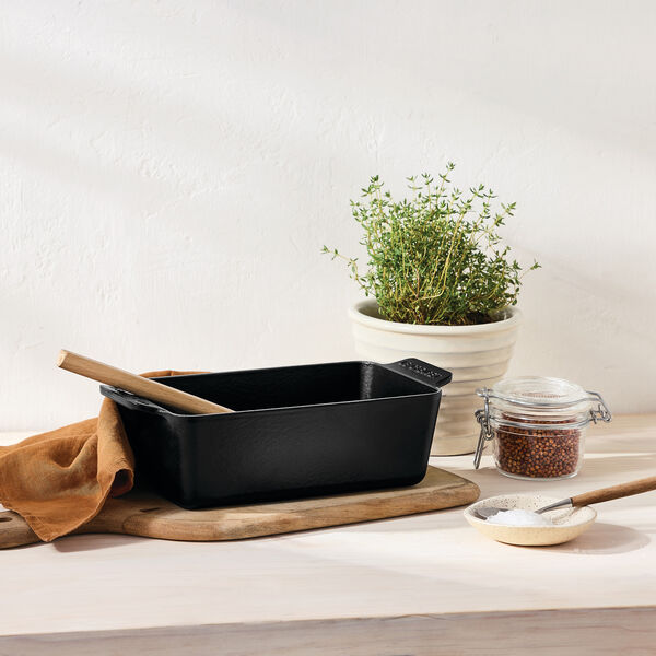 Loaf Pan 23 cm, matte black Loaf Pan 23 cm, matte black, Le Creuset