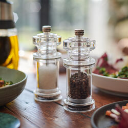 605 Salt and pepper mill set, Cole & Mason