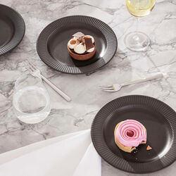 Legio Nova Serving Dish, black, Eva Trio