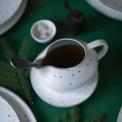 Christmas morning garlands | Saucer with saucer, Wik & Wals&oslash;e
