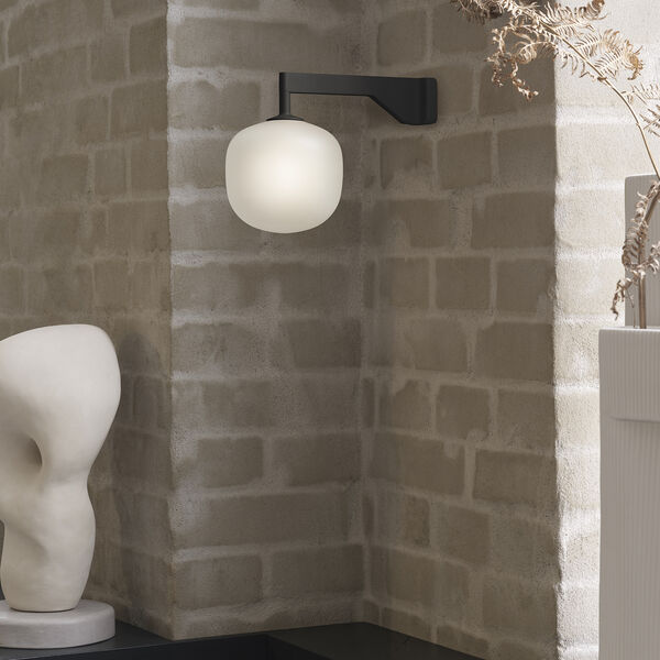 Rime Wall Lamp, black Rime Wall Lamp, black, Muuto