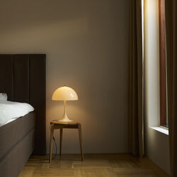 Panthella 320 Table Lamp, opal beige, Louis Poulsen
