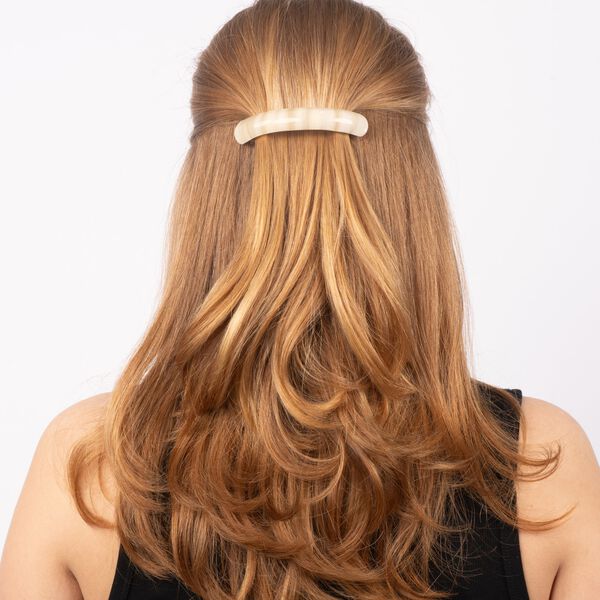 Curved Bone Clip, ivory, SUI AVA