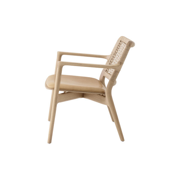 VIPP488 Cabin Lounge Chair, light oak/sand, Vipp