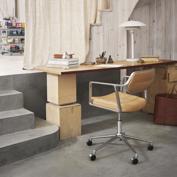 VIPP453 Swivel+ Chair with Castors, camel/polished aluminium, Vipp