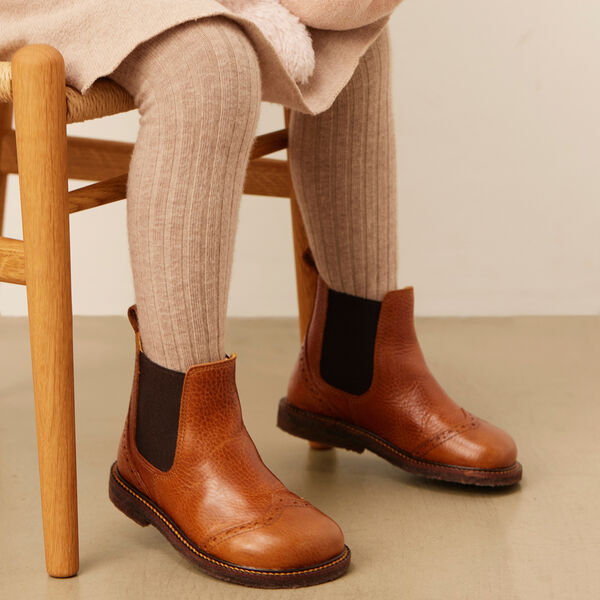 Chelsea Boot With Brogue Hole Pattern, medium brown, ANGULUS