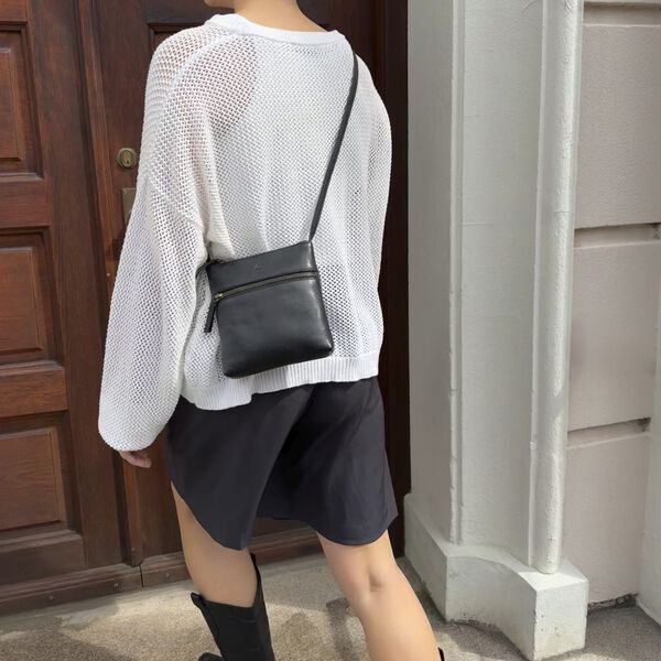 ArloMBG Crossbody Bag Soft Vintage, black w/br. gold, Markberg