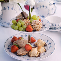 Blue Fluted Plain Etagere, Royal Copenhagen