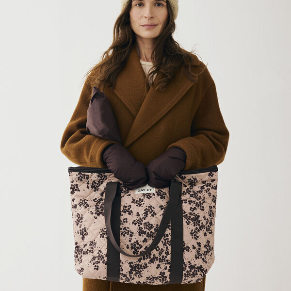 Day Gweneth RE-Q Buca Bag M, brush beige Day Gweneth RE-Q Buca Bag M, brush beige, DAY ET