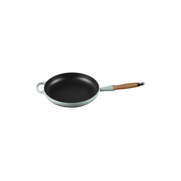 Signature Frying Pan with Wooden Handle Ø 28 cm, sea salt Signature Frying Pan with Wooden Handle Ø 28 cm, sea salt, Le Creuset