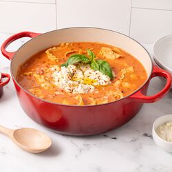 Signature cast iron soup pot &Oslash; 32 cm, cerise, Le Creuset