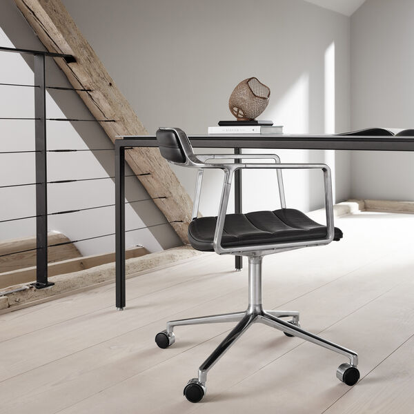 VIPP452 Swivel Chair with Castors, black/polished aluminium, Vipp