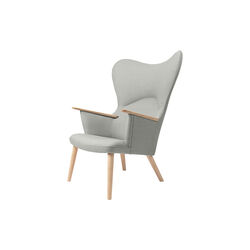 CH78 Mama Bear Lounge Chair, Passion 13101/soap treated oak, Carl Hansen & Søn