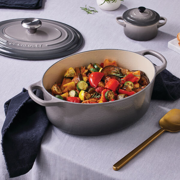 Signature Oval Casserole 6,3 L, flint, Le Creuset