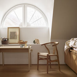 CH24 Children's Wishbone Chair | Oiled Oak, Carl Hansen & S&oslash;n