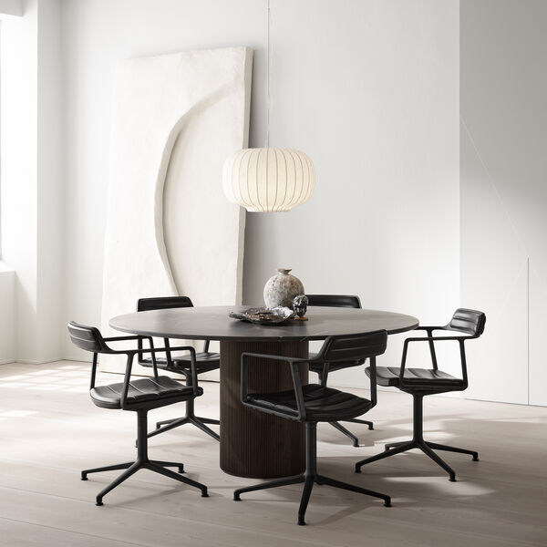 VIPP452 Swivel Chair with Gliders, black/black VIPP452 Swivel Chair with Gliders, black/black, Vipp