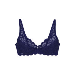 Amourette W, admiral, Triumph