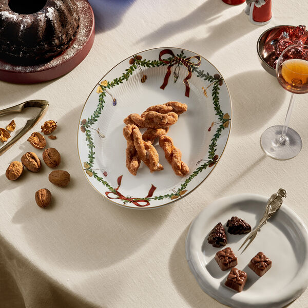 Star Fluted Christmas Dish Oval 34 cm, Royal Copenhagen