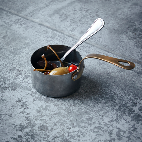 NVPresentation sauce pan, silver finish, Nicolas Vah&eacute;