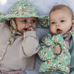 Yvonne Hat Baby, blue betsy, Lalaby