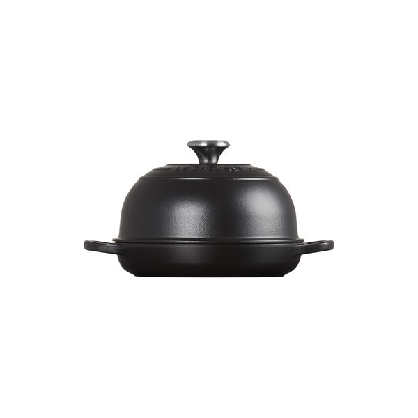 Signature cast iron bread oven, matte black, Le Creuset