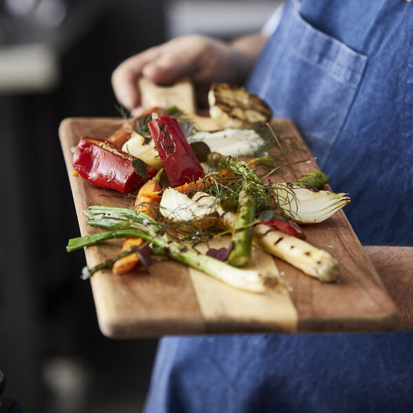 Serving board, HOLM