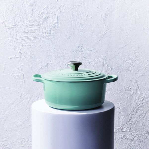 Signature round cast iron pot &Oslash; 20 cm, sea salt, Le Creuset